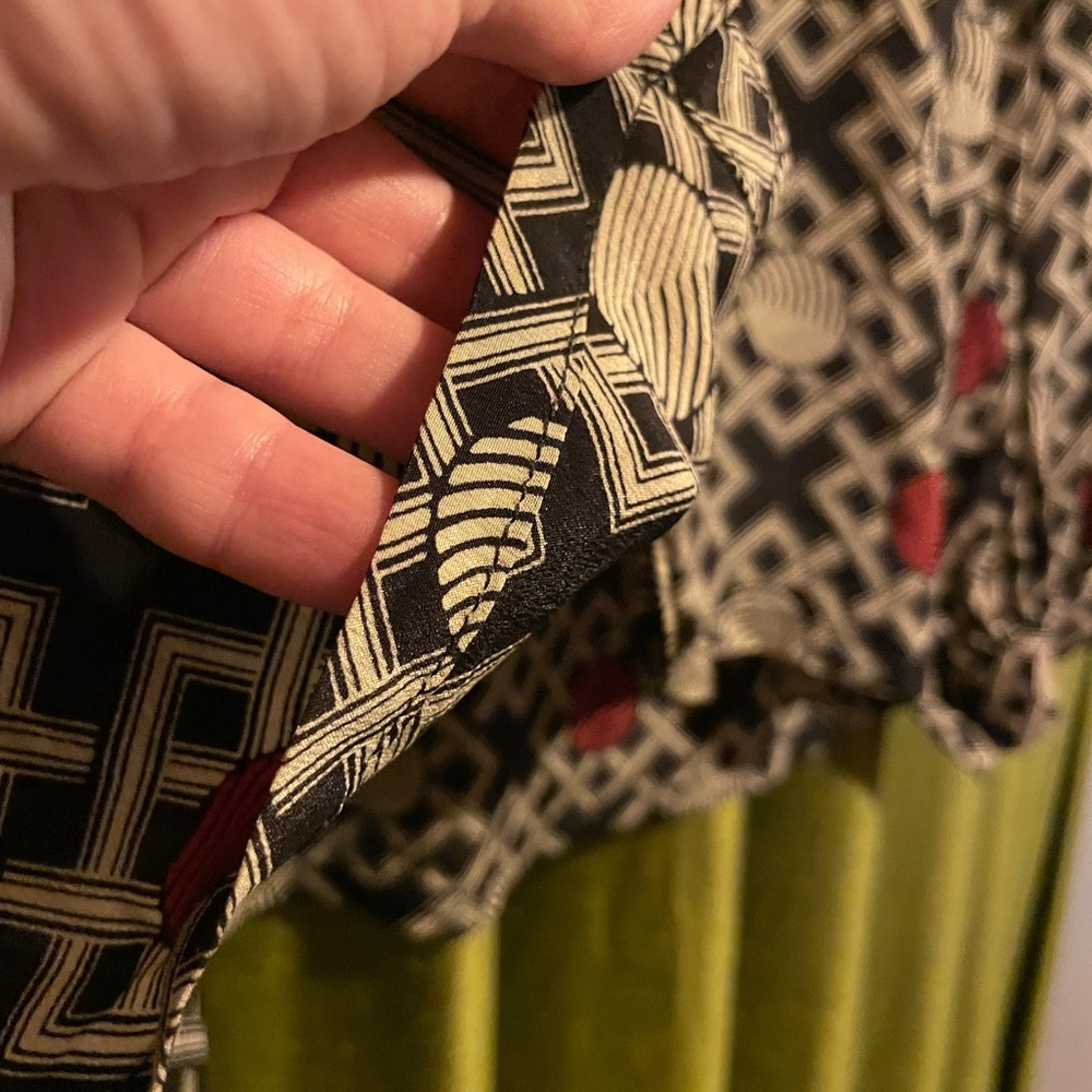Handmade Blouse - Picture 5 of 6